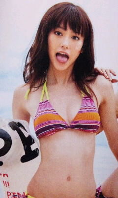 雑誌モデル時代、水着の桐谷美玲